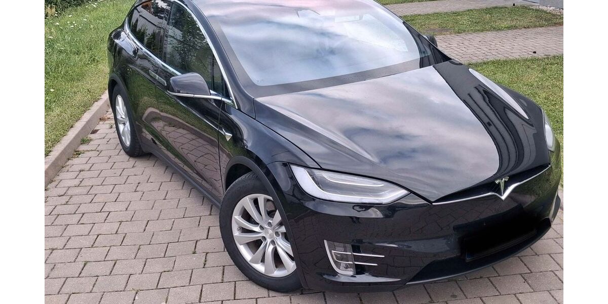 Tesla Model X 42.500 km 33.000 € Berlin 13349