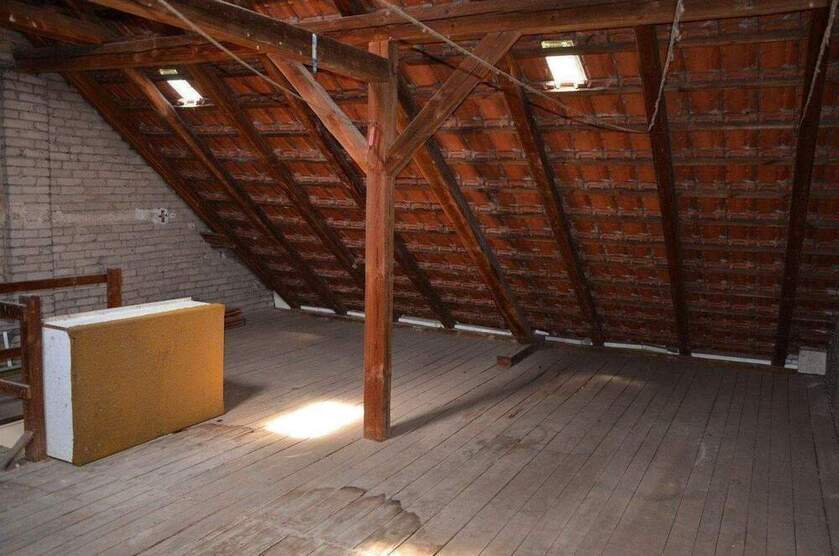 PROVISIONSFREI für Käufer*in: Reihenmittelhaus in Süd-Ruhiglage Zehlendorf . 233 m² Wohn-Nutzfläche