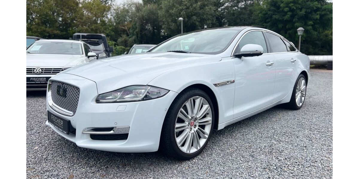 Jaguar XJ 94.011 km 19.890 &euro; Potsdam 14482