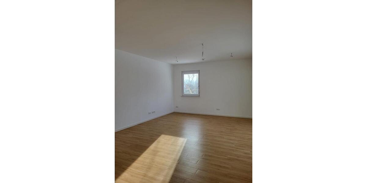 Erdgeschoßwohnung Nauen - 2 Zimmer, 80 m&sup2;, 987&euro; | Angebot:24863035