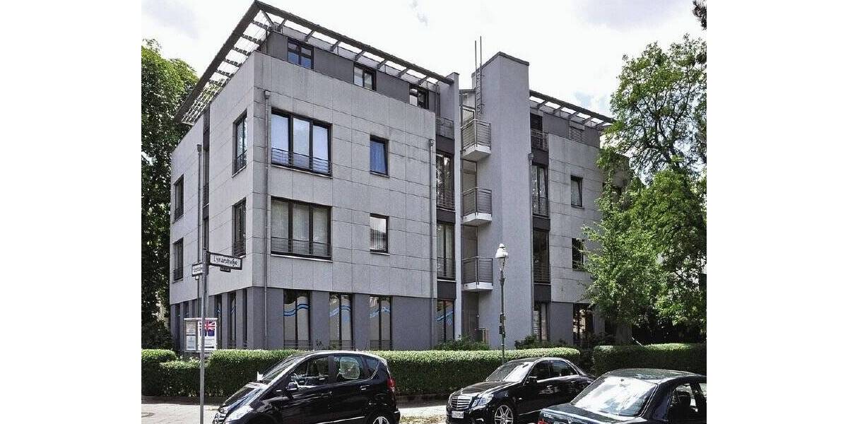 Tiefgaragenstellplatz in der Lynarstraße! zimmer