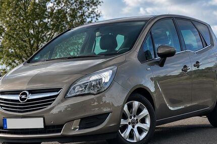 Opel Meriva 48.000 km 8.990 &euro; Trebbin 14959