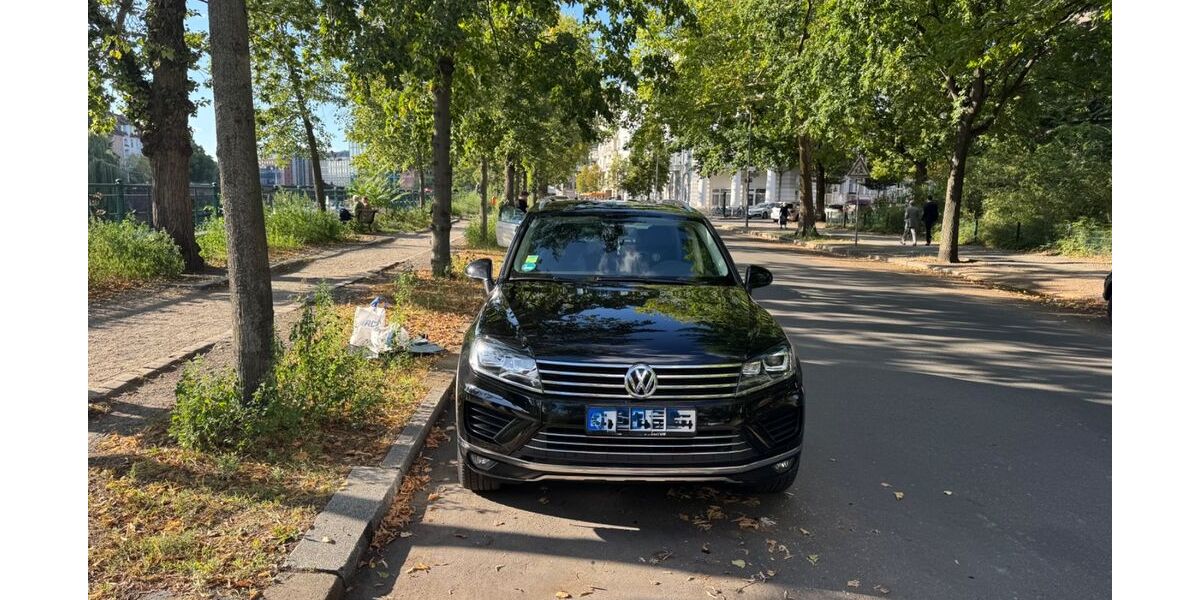 VW Touareg 174.500 km 17.650 &euro; Berlin 13587