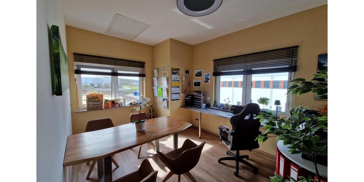 Büroetage Praxis m. Dachterrasse VideoAlarmEinbauk. zimmer