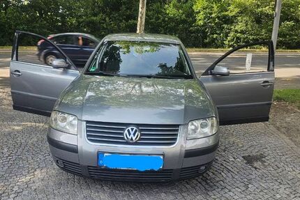 VW Passat 235.000 km 1.000 &euro; Berlin 13435