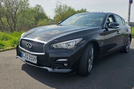 INFINITI Q50 99.000 km 16.000 € Berlin 13583