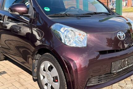 Toyota IQ 94.000 km 6.790 &euro; Berlin Weißensee-Pankow 13086