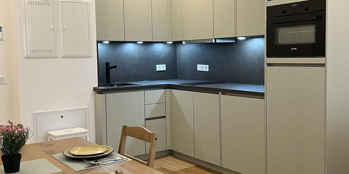 Etagenwohnung Berlin Schöneberg - 2 Zimmer, 40 m&sup2;, 1.650&euro; | Angebot:26443450