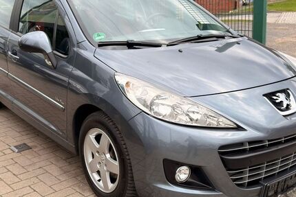 Peugeot 207 119.000 km 3.390 &euro; Berlin Weißensee-Pankow 13086