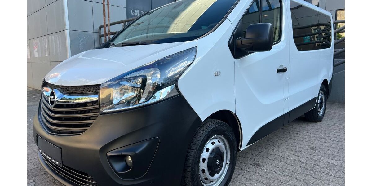 Opel Vivaro 249.907 km 7.980 &euro; Berlin 13353