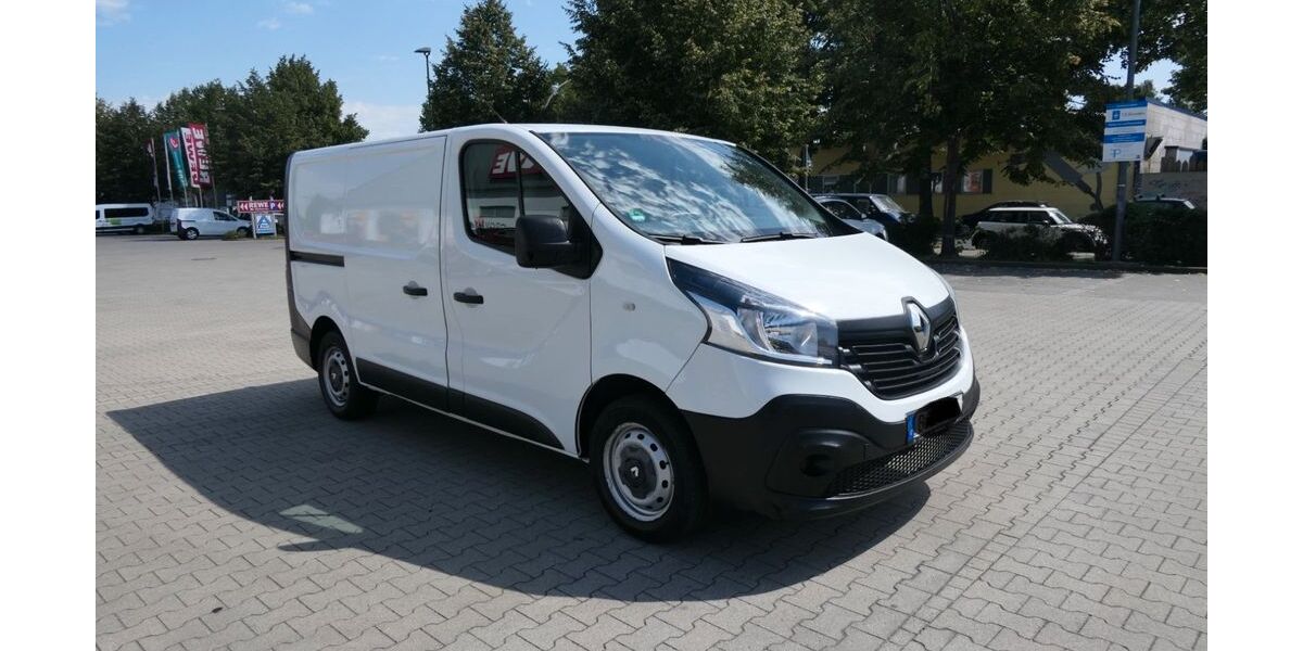 Renault Trafic 116.000 km 7.990 € Berlin 12357