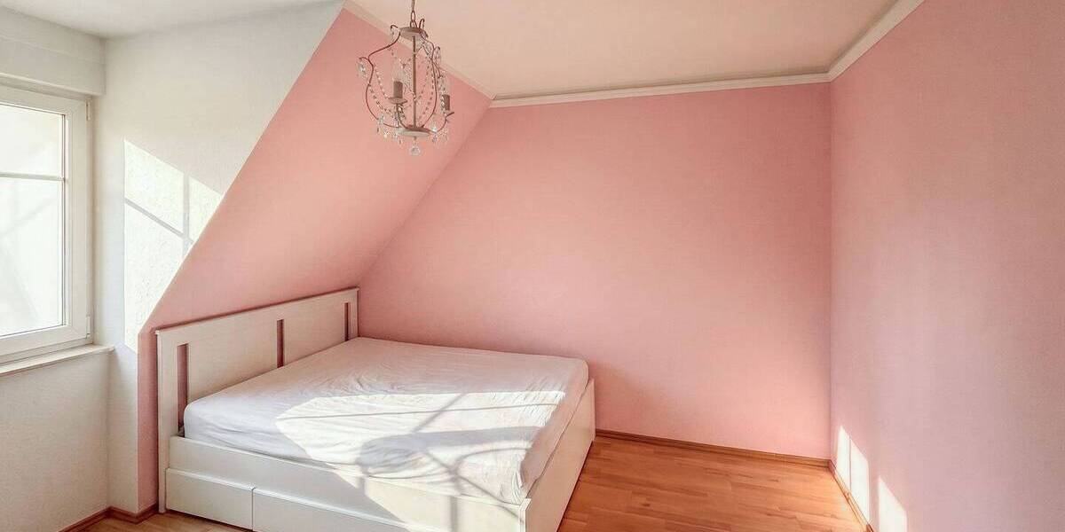 Doppelhaushälfte Kleinmachnow - 5 Zimmer, 132 m&sup2;, 2.200&euro; | Angebot:26857286