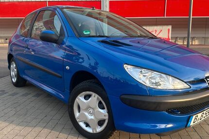 Peugeot 206 96.000 km 3.190 &euro; Berlin 10315