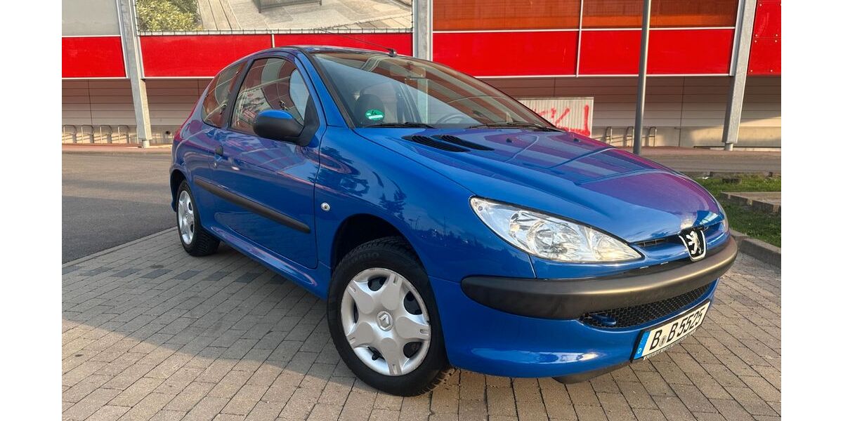 Peugeot 206 96.000 km 3.190 &euro; Berlin 10315