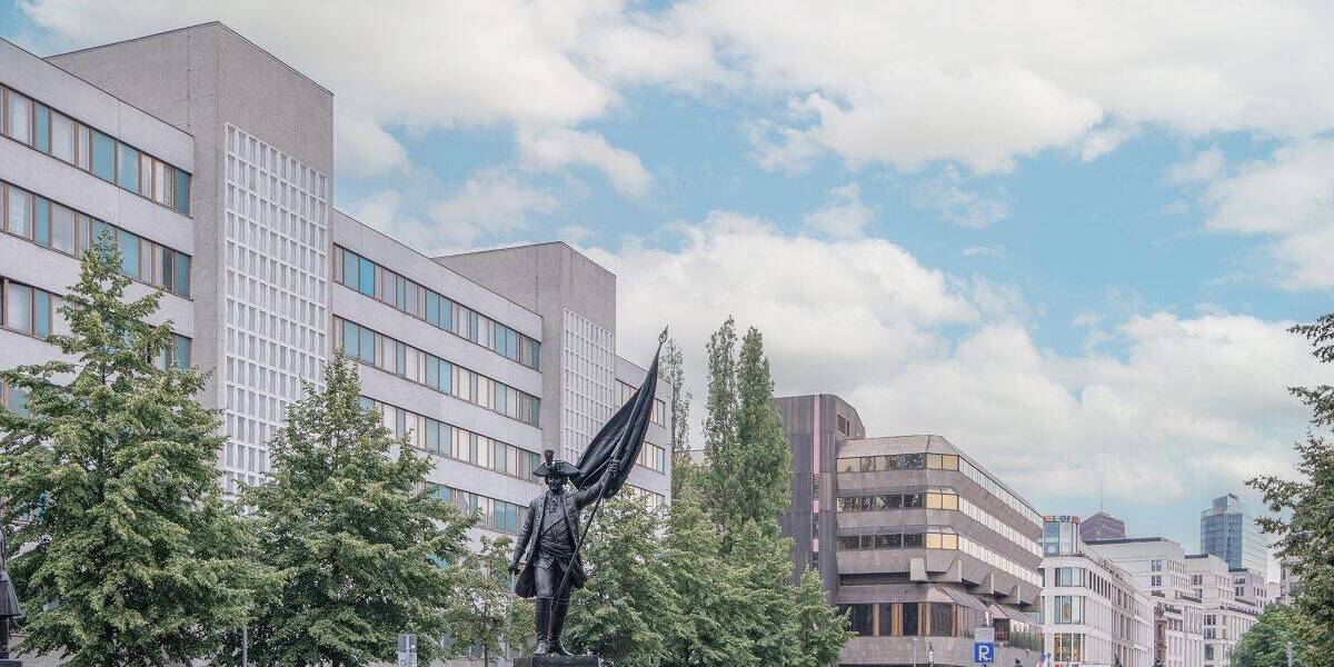 Etagenwohnung Berlin Mitte - 3 Zimmer, 124 m&sup2;, 875.000&euro; | Angebot:26870619