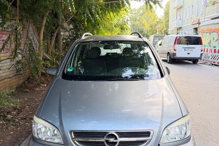 Opel Zafira 160.418 km 1.500 &euro; Berlin 12055