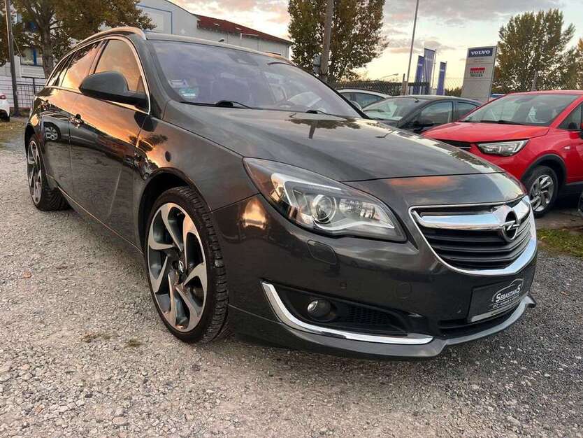 Opel Insignia 156.147 km 9.950 € Seddiner See 14554