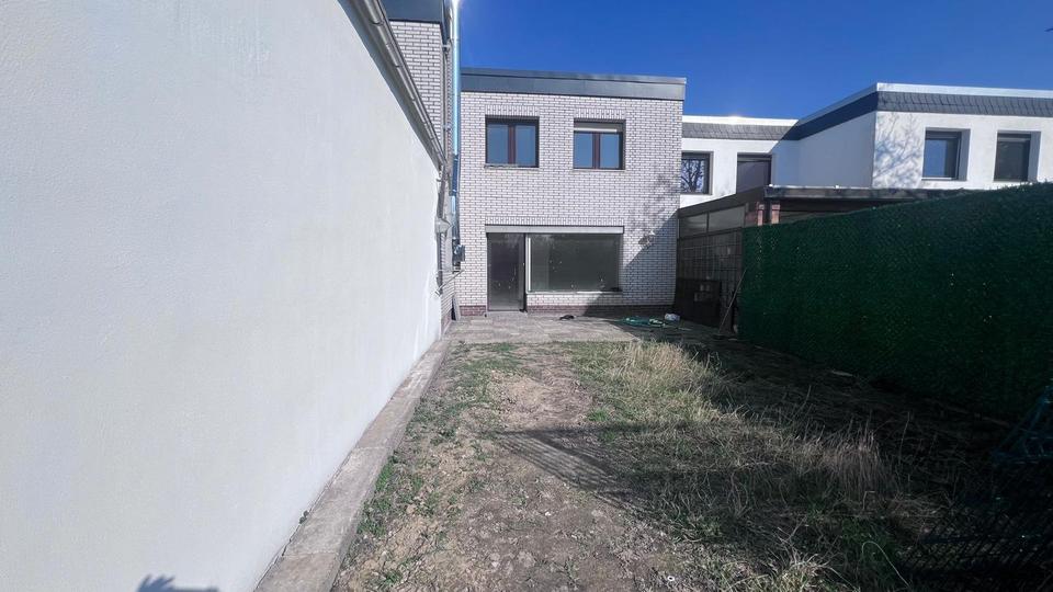 Doppelhaushälfte Berlin Neukölln - 4 Zimmer, 92 m&sup2;, 2.500&euro; | Angebot:26021399