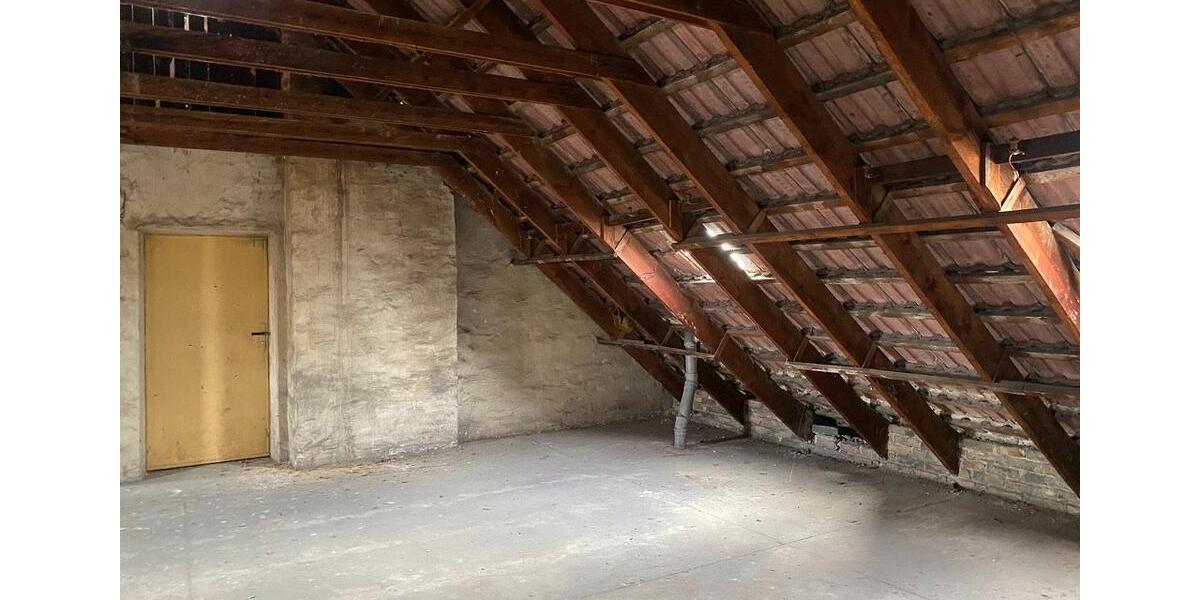 Dachgeschoßwohnung Berlin Spandau - 3 Zimmer, 112 m&sup2;, 138.000&euro; | Angebot:26803633