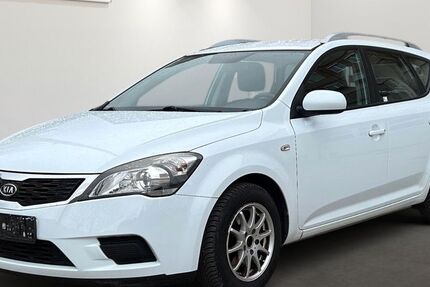 Kia ceed Sportswagon 94.363 km 3.799 &euro; Berlin 12681