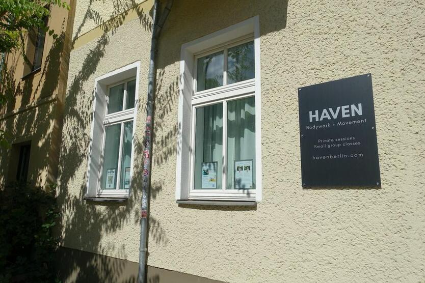 Serene Praxisraum in Rummelsberg (near Ostkreuz) zimmer