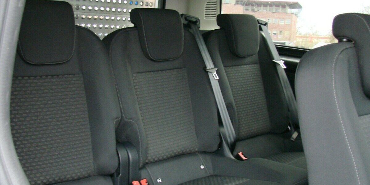 Ford Transit Custom Titanium 320 L2 H2 Behindertengerec 46.628 km 39.990 &euro; Falkensee 14612