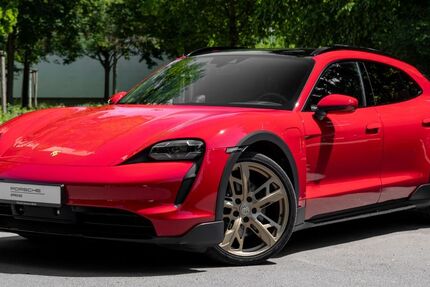 Porsche Taycan 16.896 km 79.930 € Berlin 10587