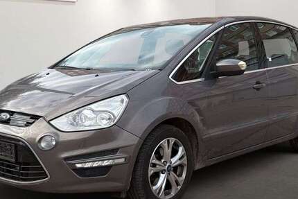 Ford S-Max 259.940 km 4.799 € Berlin 12681
