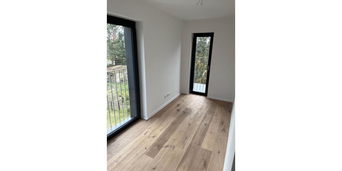 Doppelhaushälfte Falkensee - 5 Zimmer, 140 m&sup2;, 2.500&euro; | Angebot:26270547