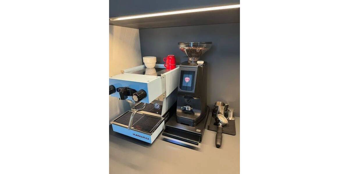 Etagenwohnung Berlin Mitte - 2 Zimmer, 75 m&sup2;, 3.200&euro; | Angebot:25709926