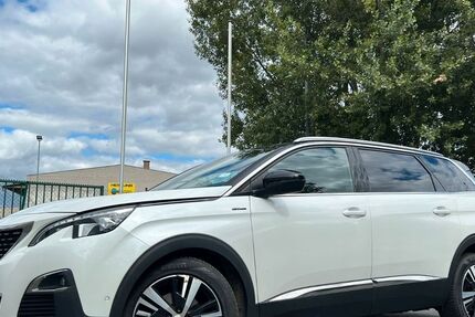 Peugeot 5008 178.781 km 16.900 &euro; Berlin 10627