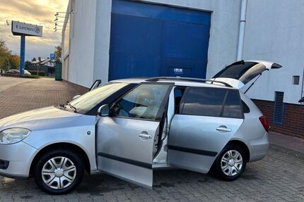 Skoda Fabia 176.153 km 2.300 &euro; Berlin 13587