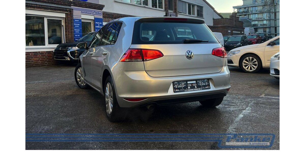 VW Golf VII BMT*Navi*Tempo*SHZ*Tel.*Touch* 120.529 km 8.990 &euro; Berlin 13187