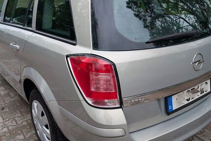 Opel Astra 89.875 km 4.990 &euro; Großbeeren 14979