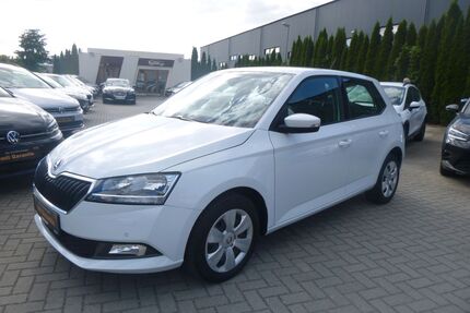Skoda Fabia 84.033 km 8.990 &euro; Falkensee 14612