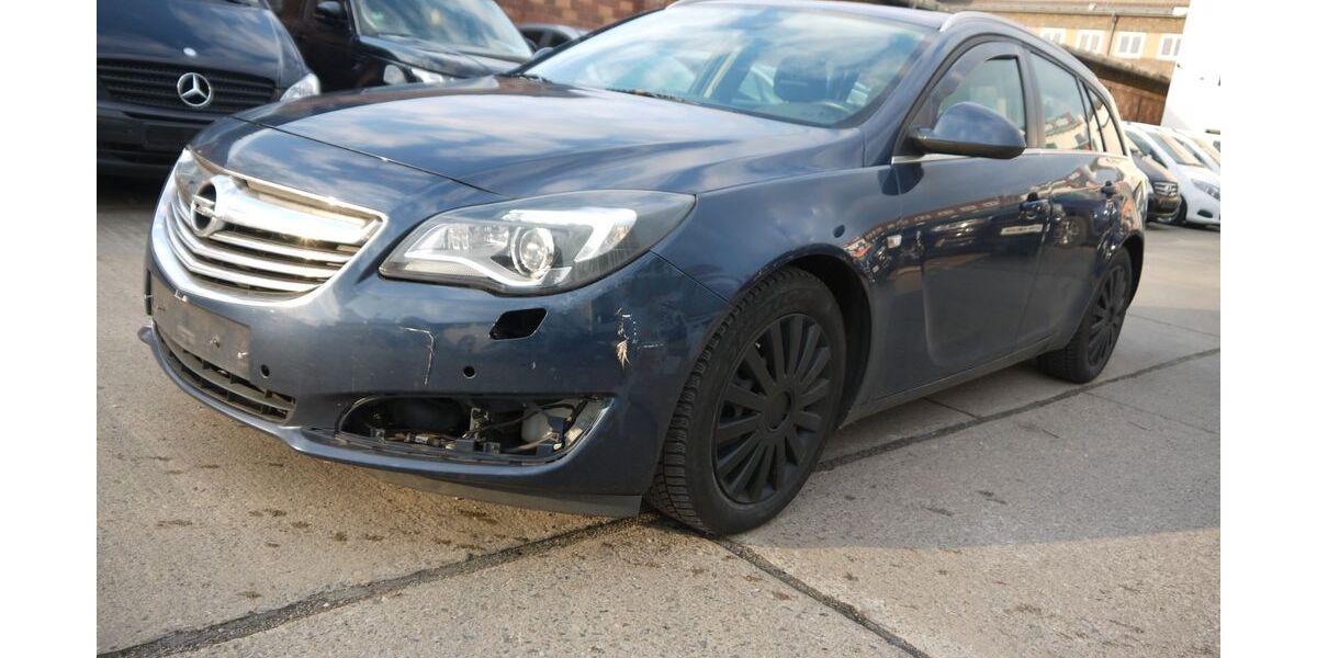Opel Insignia 300.000 km 2.499 € Berlin 12439