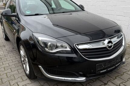 Opel Insignia 145.200 km 7.190 &euro; Berlin 12277