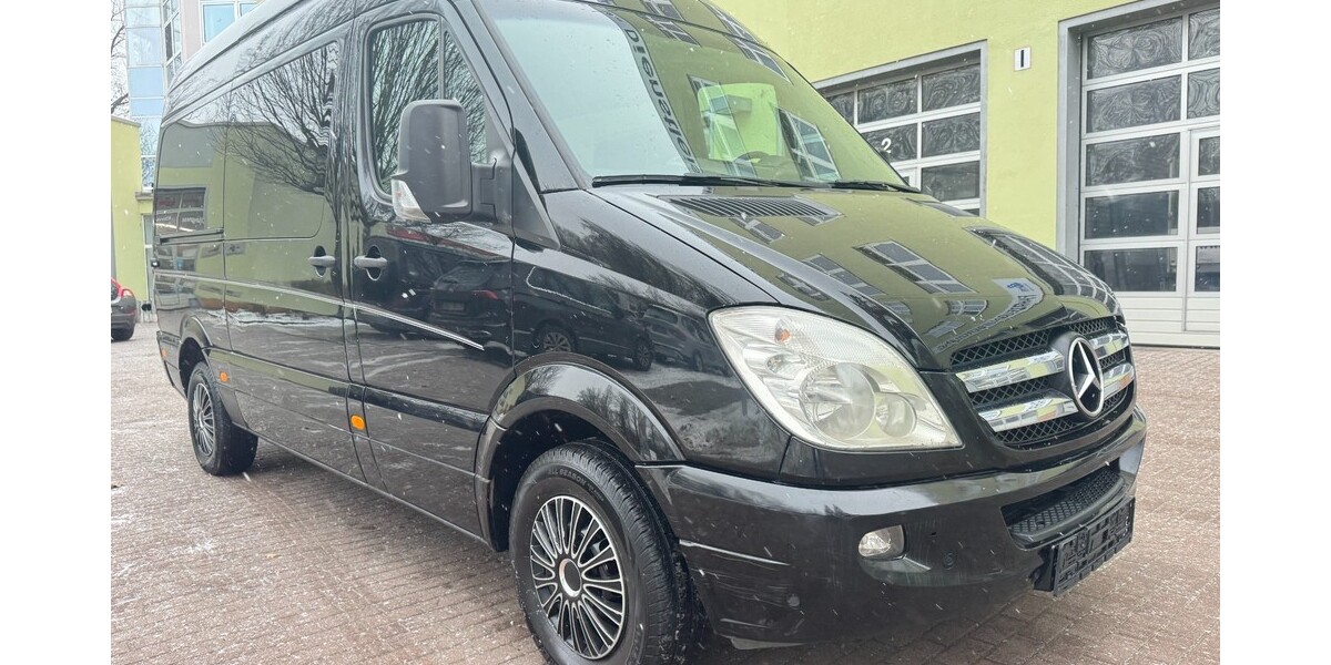 Mercedes-Benz Sprinter 379.761 km 19.990 &euro; Berlin 10178