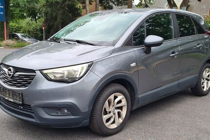 Opel Crossland (X) 147.472 km 7.990 € Berlin - Zehlendorf 14167
