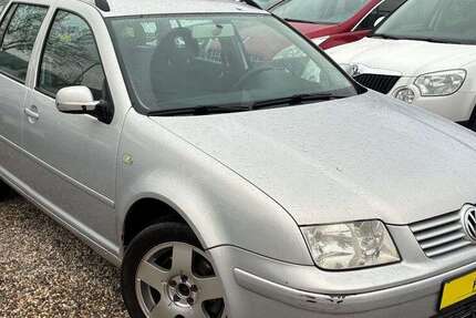 VW Bora 330.557 km 390 € Berlin 13089