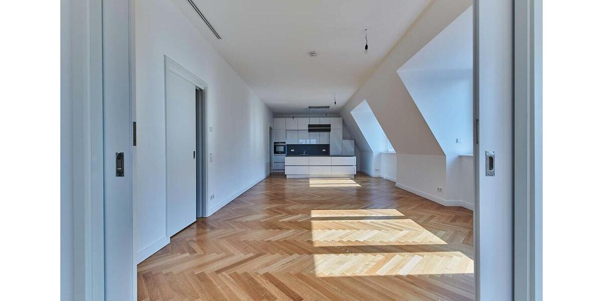 Einfamilienhaus Berlin Mitte - 5 Zimmer, 229 m&sup2;, 1.200&euro; | Angebot:27731991