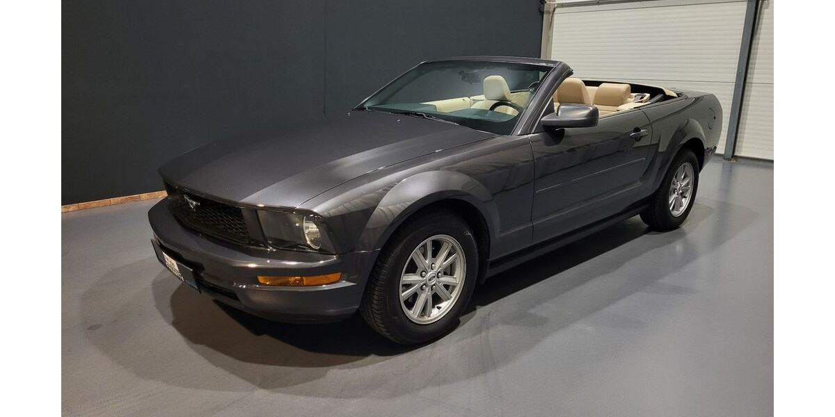 Ford Mustang 112.986 km 15.950 € Teltow 14513
