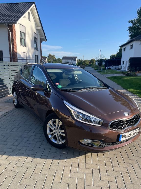 Kia ceed / Ceed 159.900 km 6.399 € Kloster Lehnin 14797