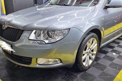 Skoda Superb 186.000 km 5.550 &euro; Berlin 10247