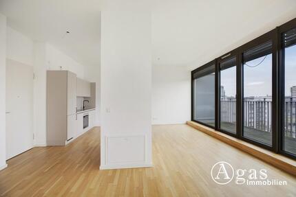 Wohnung Berlin Mitte - 2 Zimmer, 77 m&sup2;, 2.150&euro; | Angebot:26335519