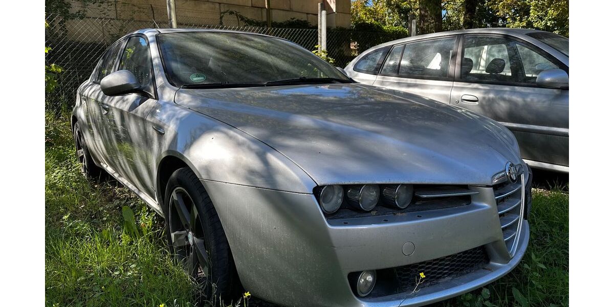 Alfa Romeo 159 242.000 km 1.490 € Berlin 14167