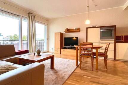 Gediegen Wohnen mit Weitblick - ideal für Pendler, 1km zum HBF 2 zimmer