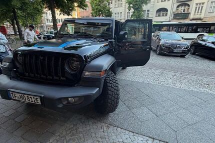 Jeep Wrangler 66.000 km 47.500 &euro; Berlin 12203