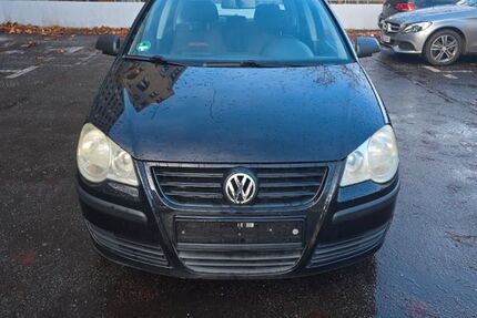 VW Polo 114.761 km 2.300 &euro; Berlin 13583