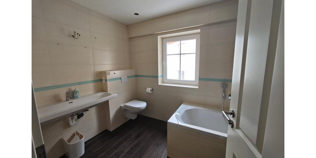 Etagenwohnung Groß Kreutz (Havel) - 4 Zimmer, 125 m&sup2;, 1.350&euro; | Angebot:24793589